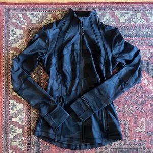 Size 6 Lululemon Define Jacket in camo